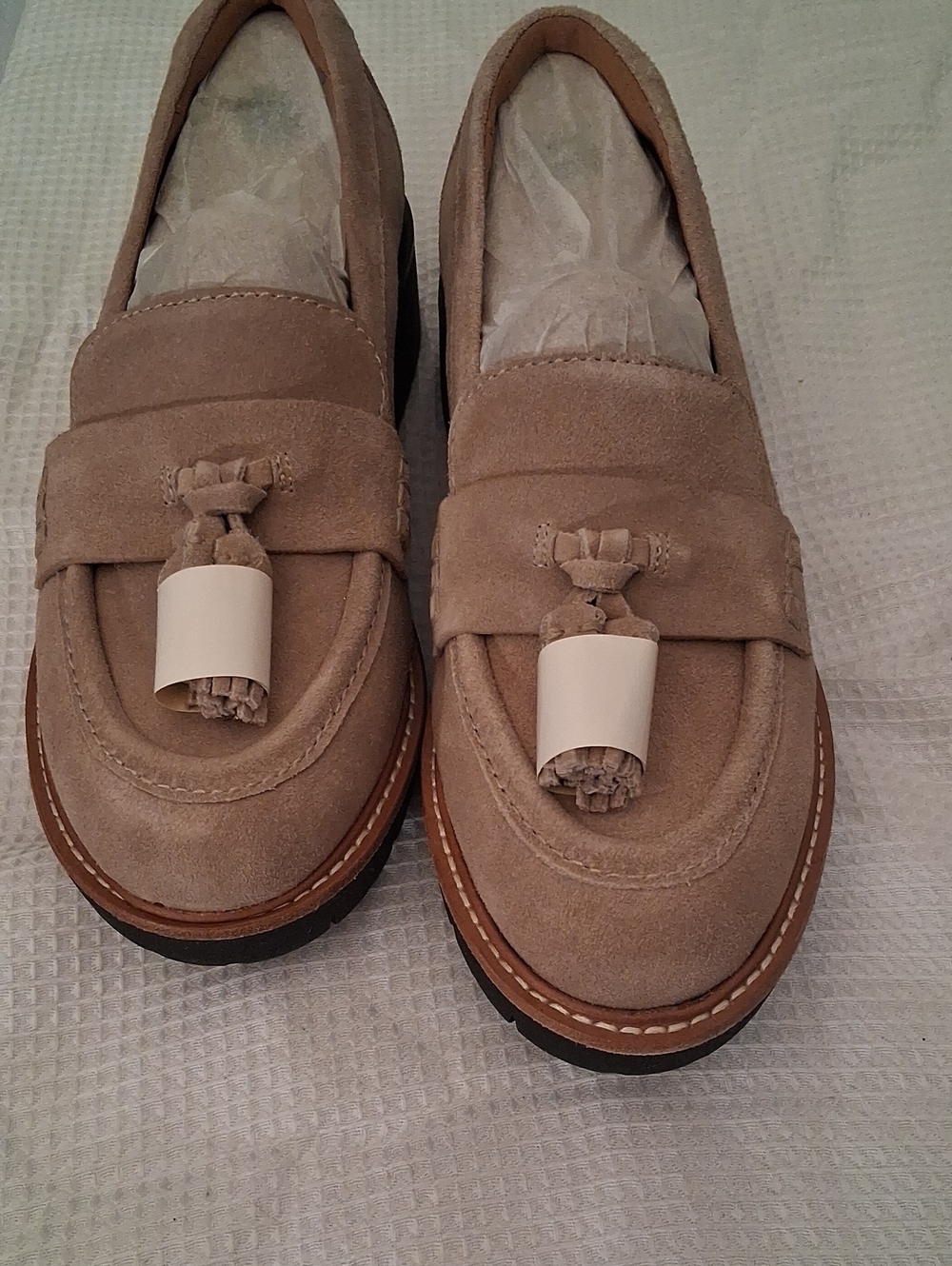 Earth Women's Taupe Suede Tassel Loafers